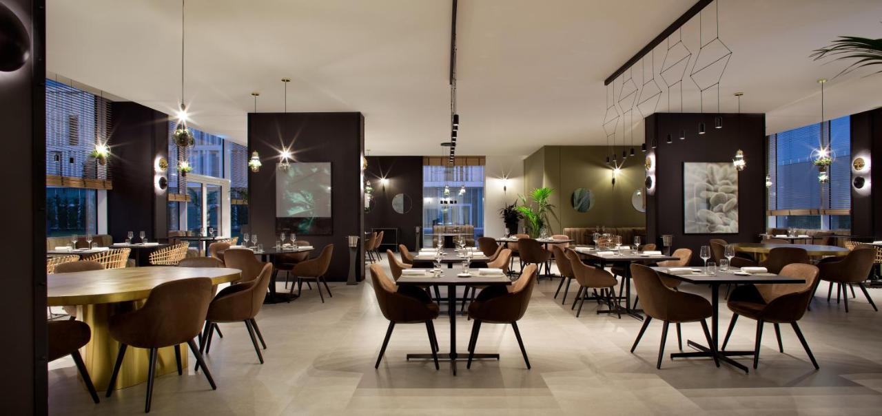 J Hotel Torino Esterno foto