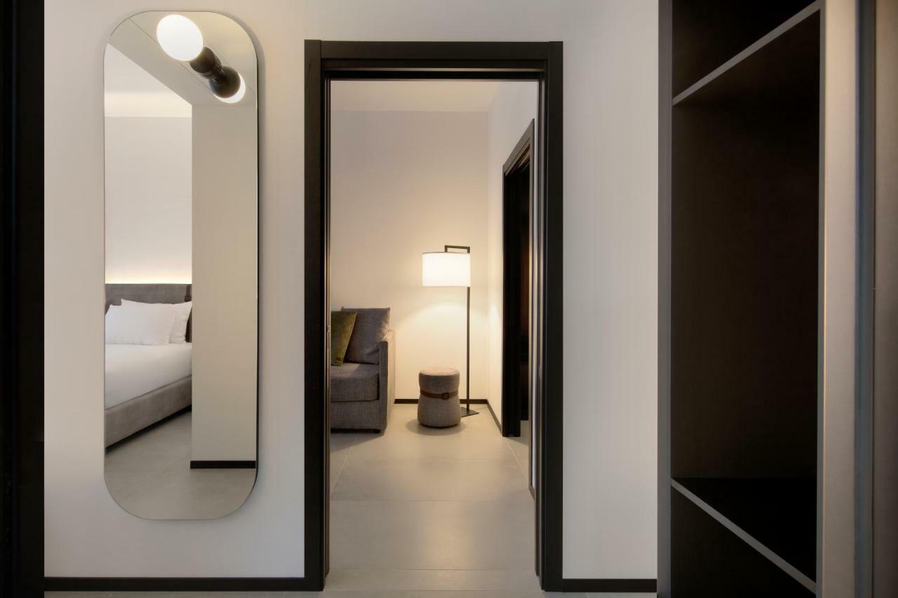 J Hotel Torino Esterno foto